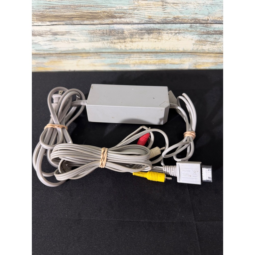 Nintendo Wii AC Adapter RVL-002‎ & AV Cable Gray EUC OEM Power Cord Bundle
